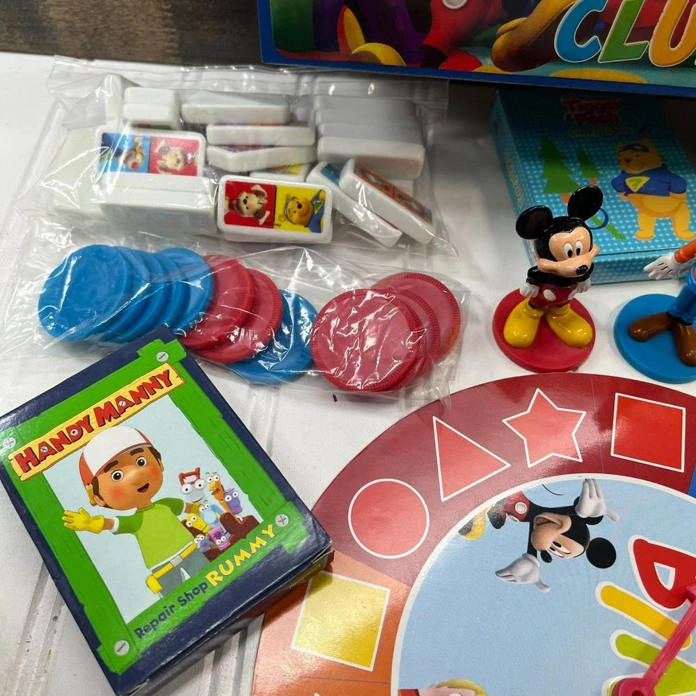 Disney Mickey Mouse Clubhouse Game House w/8 Games‎ Mickey and Goofy Pieces